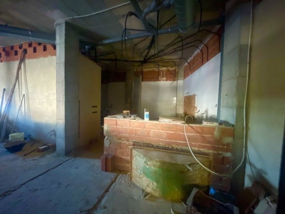 3 Bath Commercial in Formentera del Segura - Caza De Casa