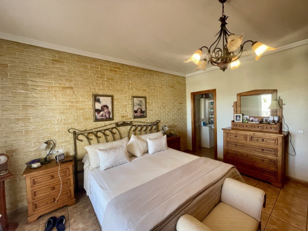 Master-Bedroom-2CSH4 4 Bedroom 3 Bathroom Villa in Ciudad Quesada - Caza De Casa