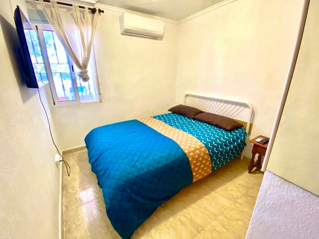 2 Bed 1 Bath Town House in Torrevieja - Caza De Casa