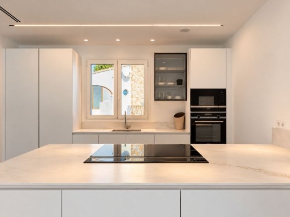 5 Bedroom 4 Bathroom villa in Moraira - Caza De Casa