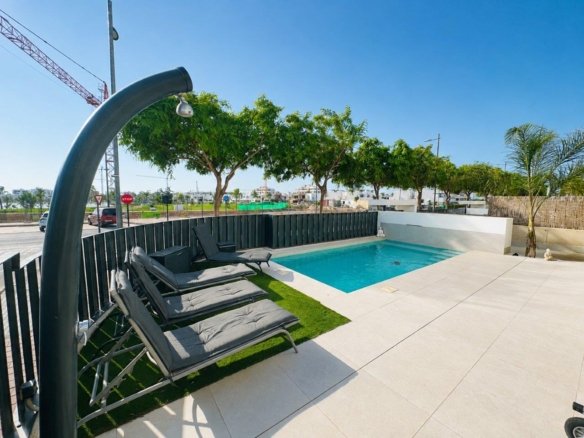 3 Bedroom 4 Bathroom Villa in Santa Rosalia Resort - Caza De Casa