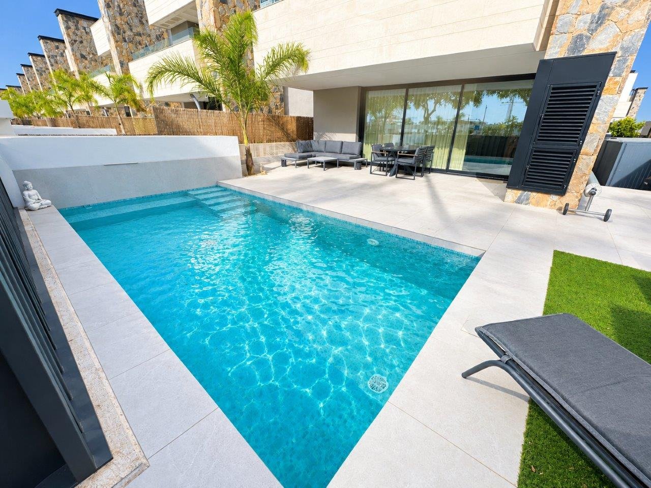 3 Bedroom 4 Bathroom Villa in Santa Rosalia Resort - Caza De Casa