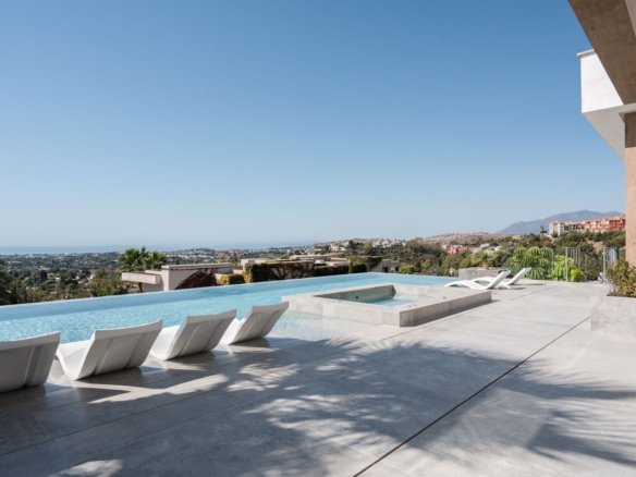 6 Bedroom 7 Bathroom Villa in La Quinta - Caza De Casa