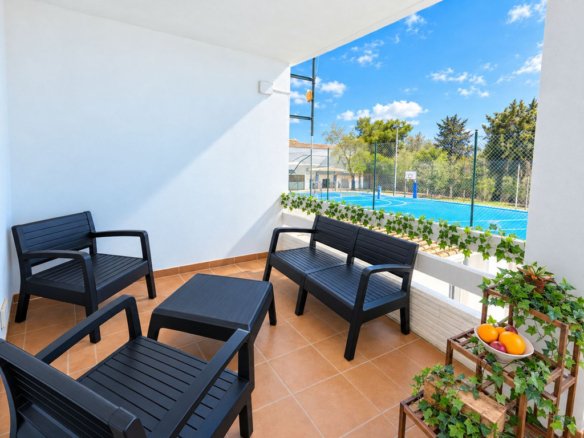3 Bedroom 3 Bathroom Town House in Casares - Caza De Casa