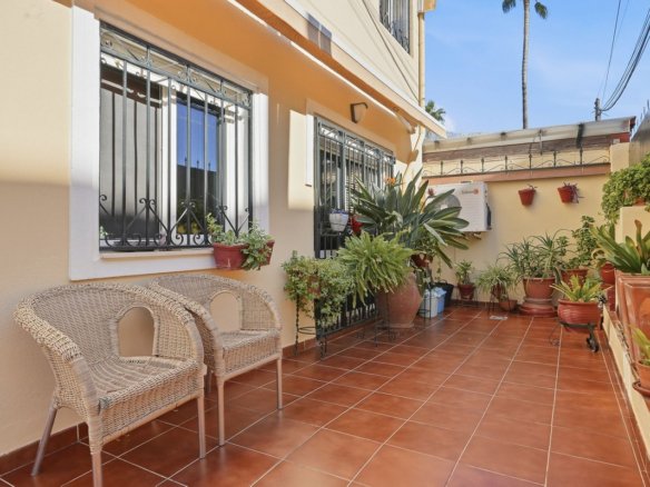 4 Bed 2 Bath Town House in Arroyo de la Miel - Caza De Casa