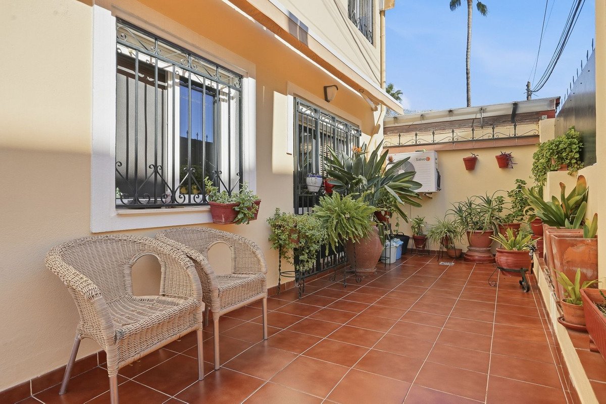 4 Bed 2 Bath Town House in Arroyo de la Miel - Caza De Casa