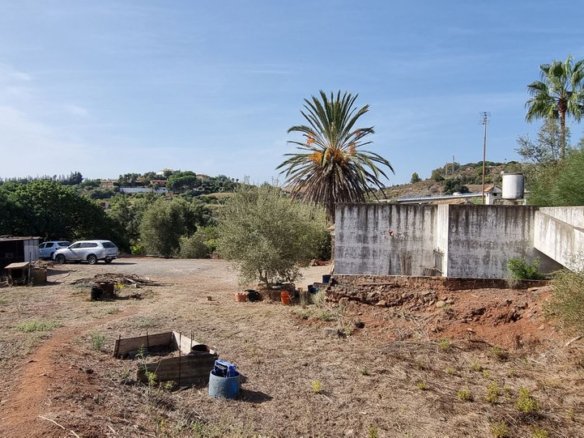 2 Bedroom 1 Bathroom Villa in Estepona - Caza De Casa