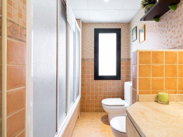 3 Bedroom 3 Bathroom Town House in Cancelada - Caza De Casa