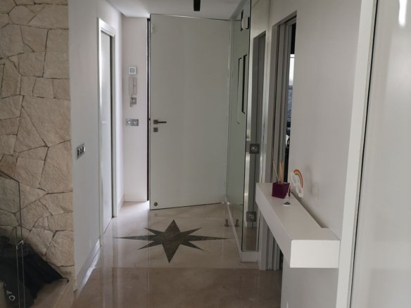 4 Bedroom 3 Bathroom Town House in Estepona - Caza De Casa