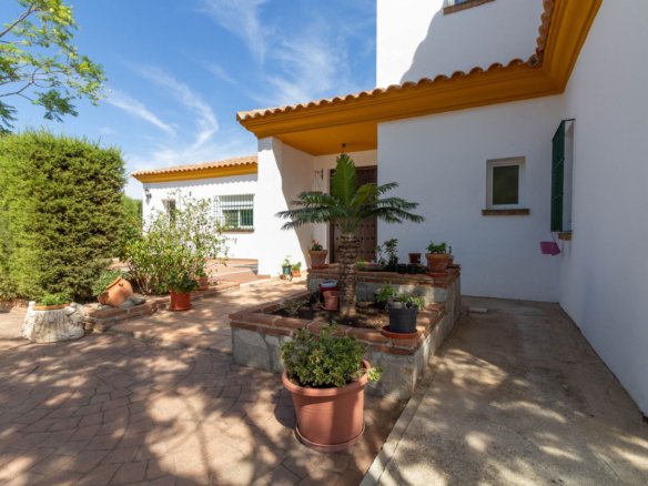4 Bed 2 Bath Finca in Entrerrios - Caza De Casa