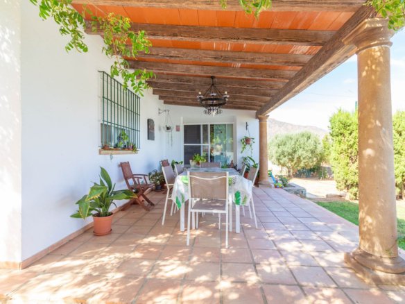 4 Bed 2 Bath Finca in Entrerrios - Caza De Casa