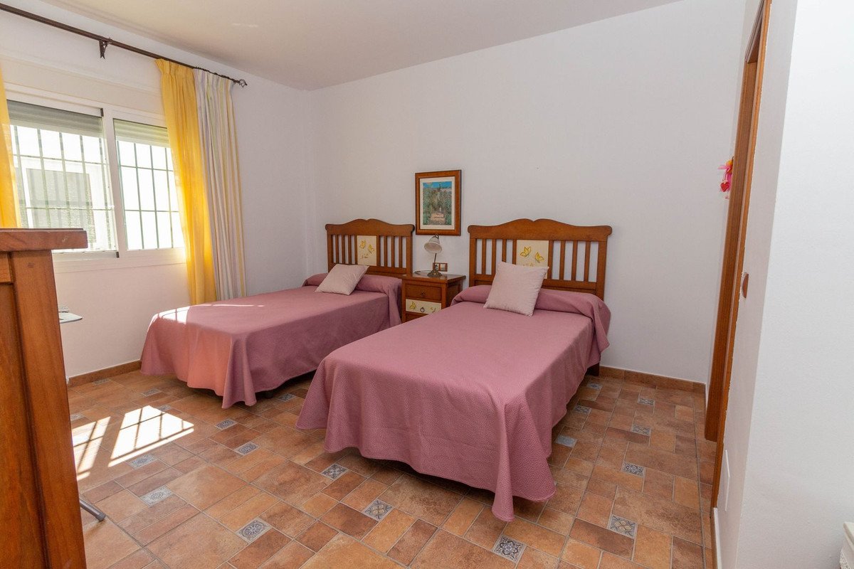 4 Bed 2 Bath Finca in Entrerrios - Caza De Casa