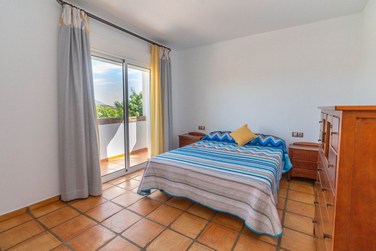 4 Bed 2 Bath Finca in Entrerrios - Caza De Casa