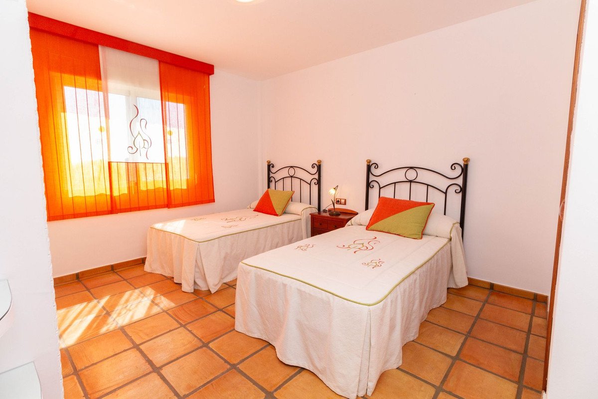 4 Bed 2 Bath Finca in Entrerrios - Caza De Casa