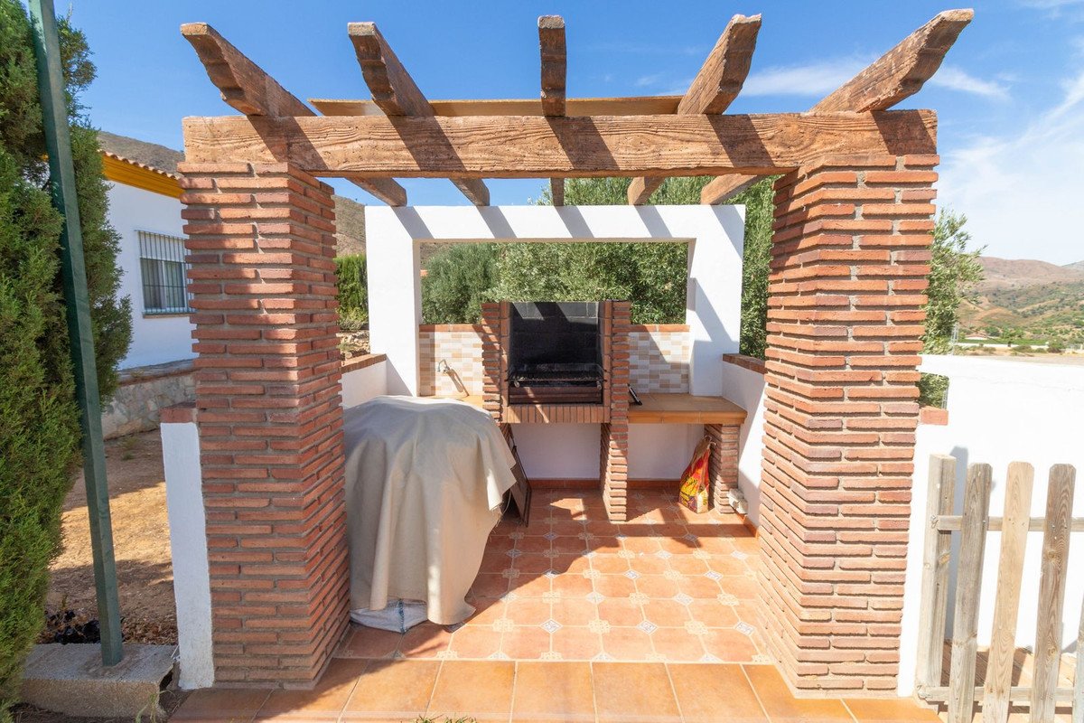 4 Bed 2 Bath Finca in Entrerrios - Caza De Casa