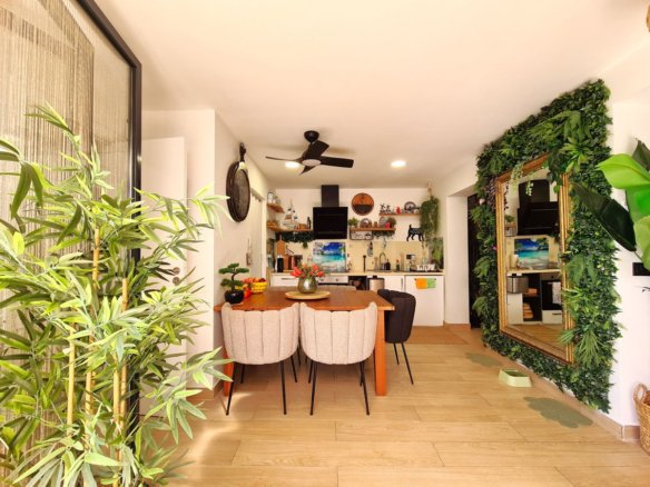 3 Bedroom 3 Bathroom Town House in Estepona - Caza De Casa