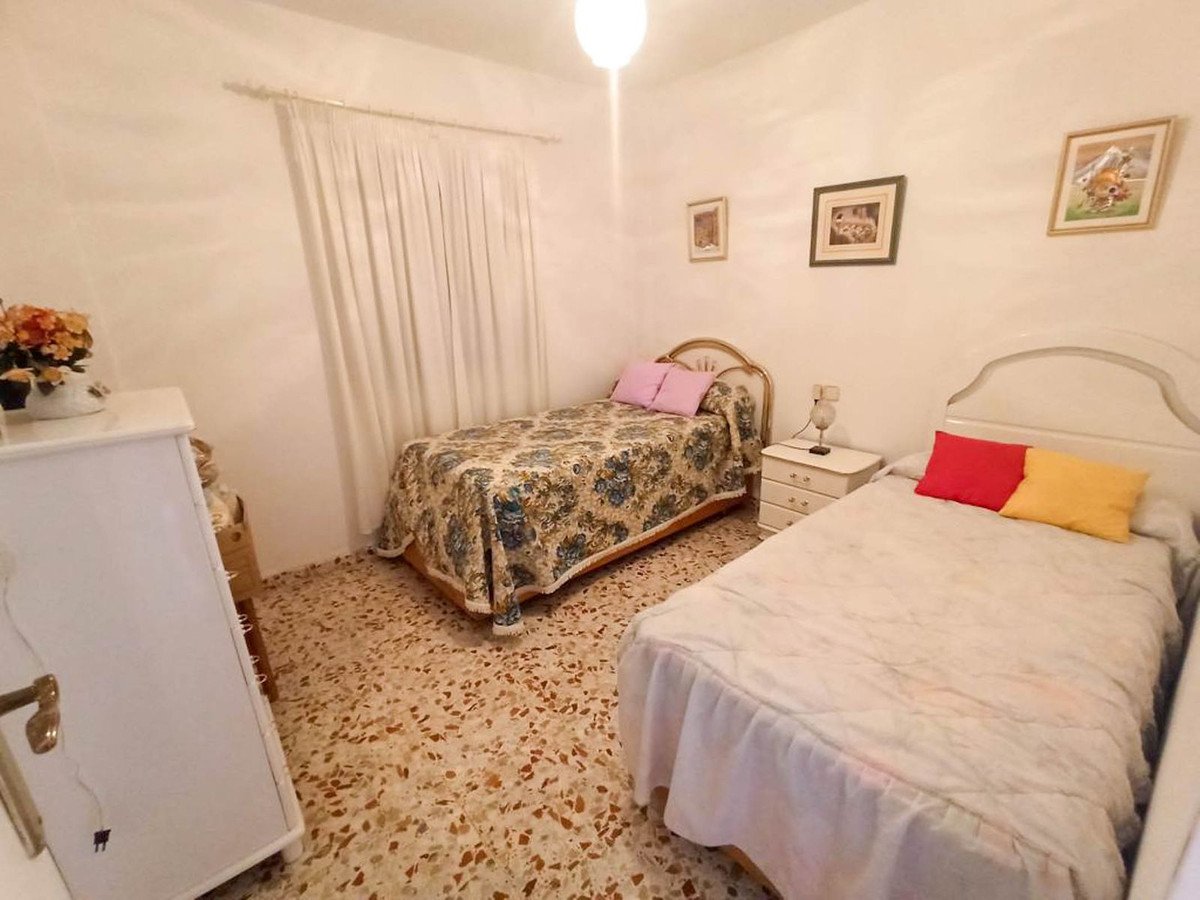 3 Bed 1 Bath Finca in Estepona - Caza De Casa