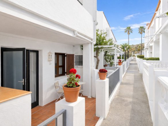 1 Bedroom 1 Bathroom Town House in Punta Chullera - Caza De Casa
