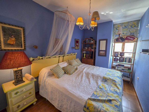 3 Bed 3 Bath Town House in Casares Playa - Caza De Casa