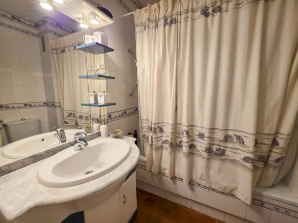 3 Bed 3 Bath Town House in Casares Playa - Caza De Casa