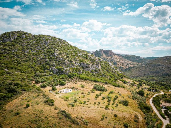 1 Bed 1 Bath Finca in Casares - Caza De Casa