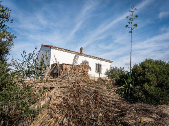 2 Bedroom 2 Bathroom Finca in Manilva - Caza De Casa
