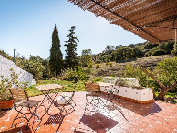 3 Bed 2 Bath Finca in Casares - Caza De Casa