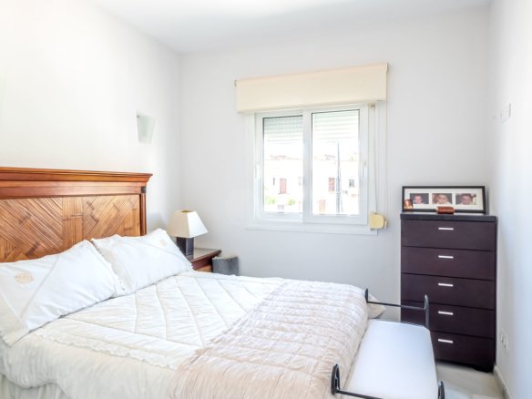 4 Bedroom 4 Bathroom Town House in Fuengirola - Caza De Casa