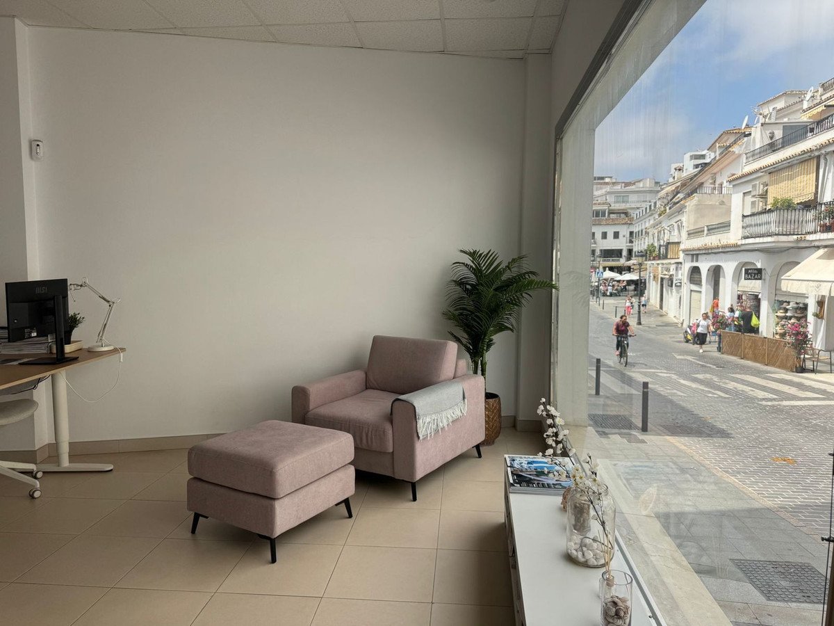 1 Bath Commercial in Mijas - Caza De Casa