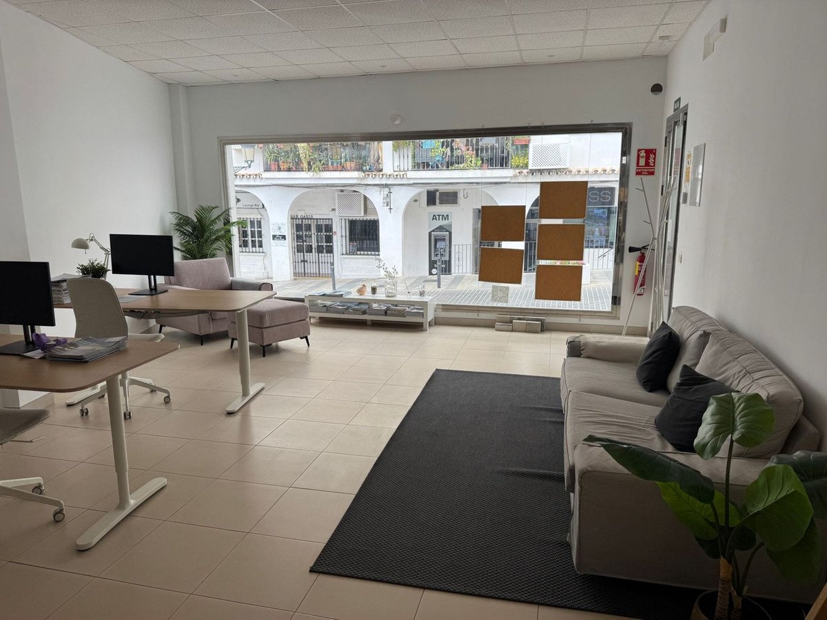 1 Bath Commercial in Mijas - Caza De Casa
