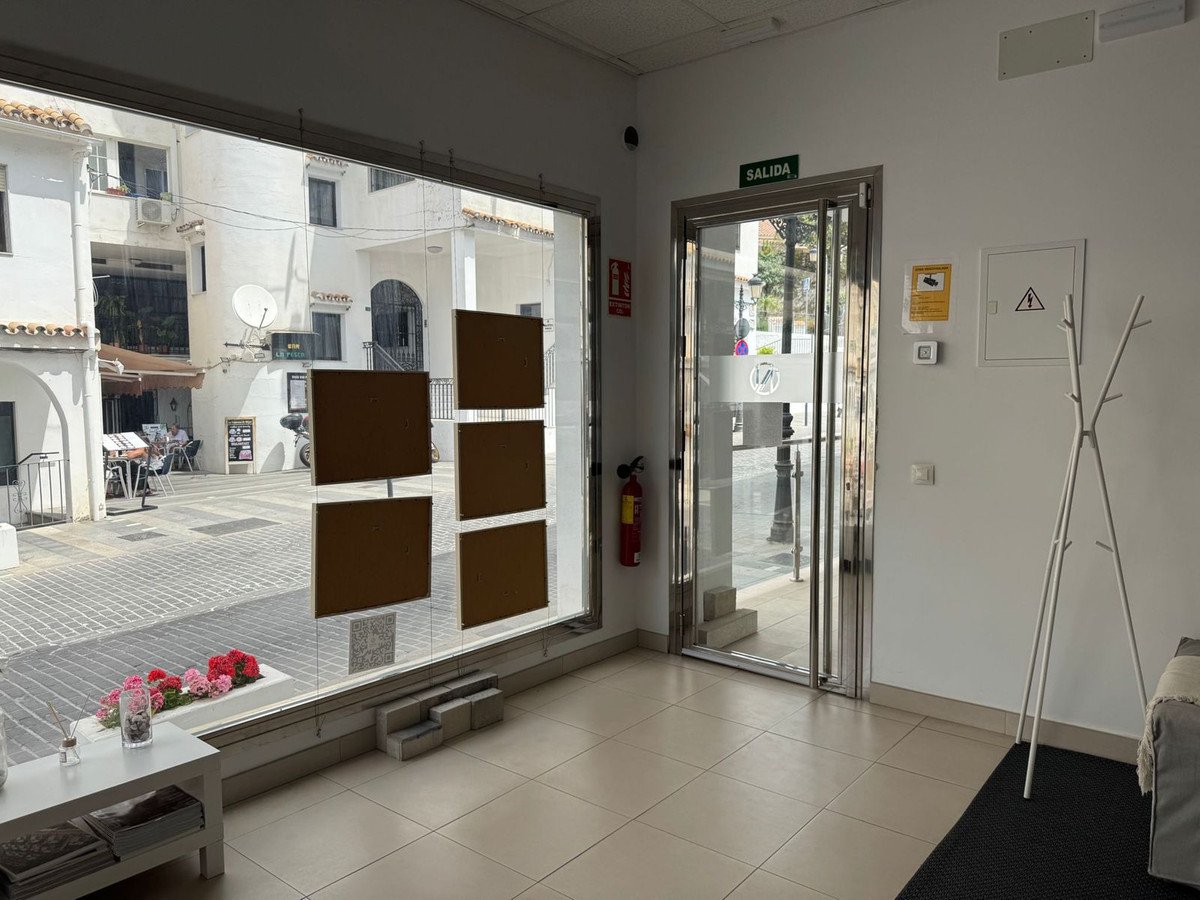 1 Bath Commercial in Mijas - Caza De Casa
