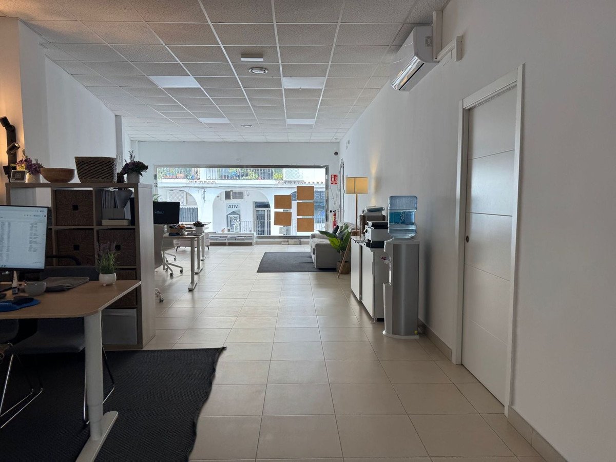 1 Bath Commercial in Mijas - Caza De Casa