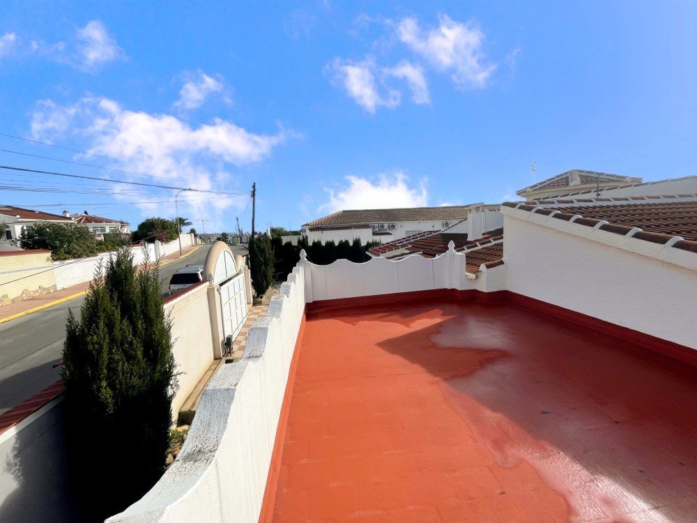 3 Bedroom 2 Bathroom Villa in Ciudad Quesada - Caza De Casa