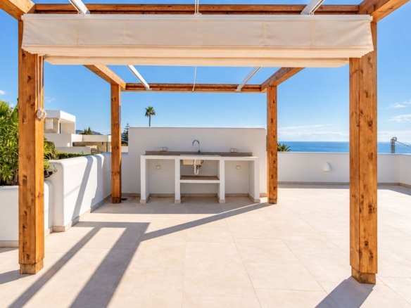 4 Bedroom 5 Bathroom villa in Moraira - Caza De Casa