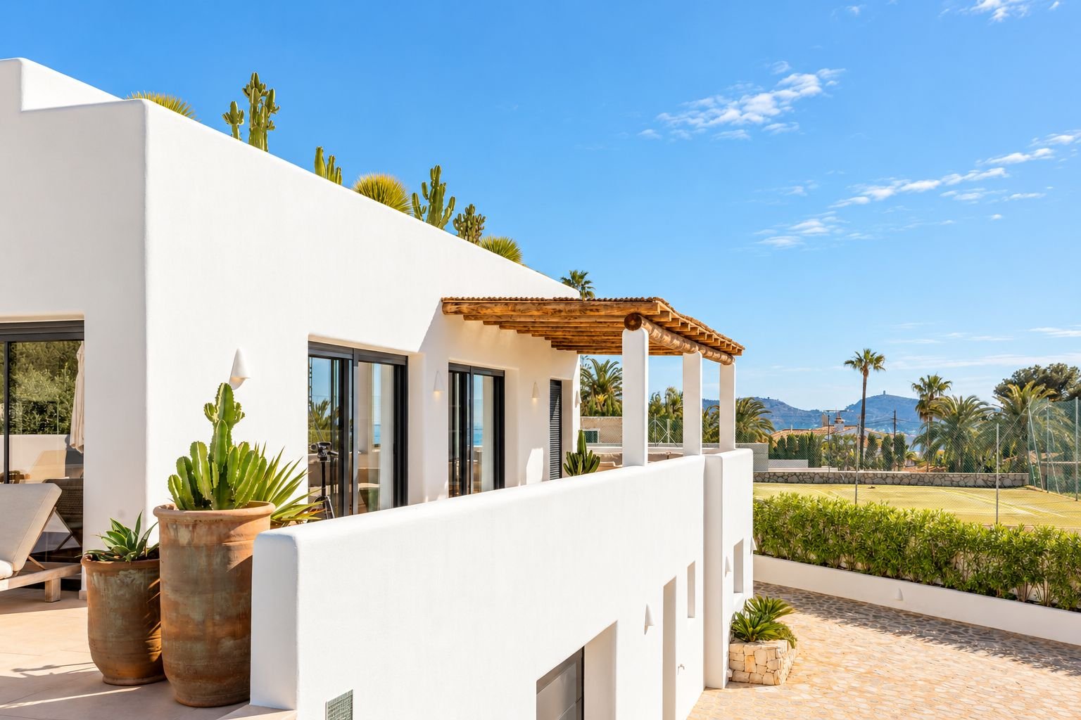 4 Bedroom 5 Bathroom villa in Moraira - Caza De Casa
