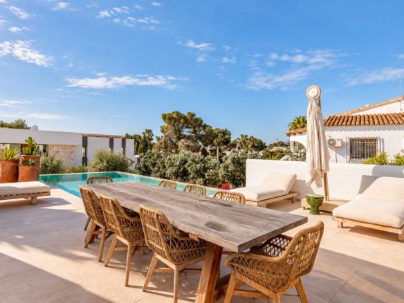 4 Bedroom 5 Bathroom villa in Moraira - Caza De Casa