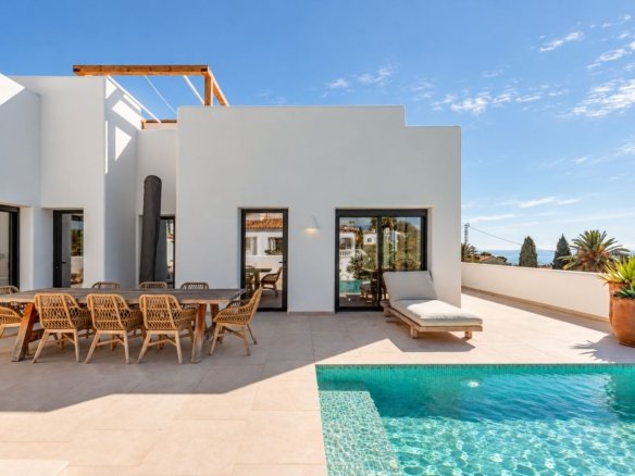 4 Bedroom 5 Bathroom villa in Moraira - Caza De Casa