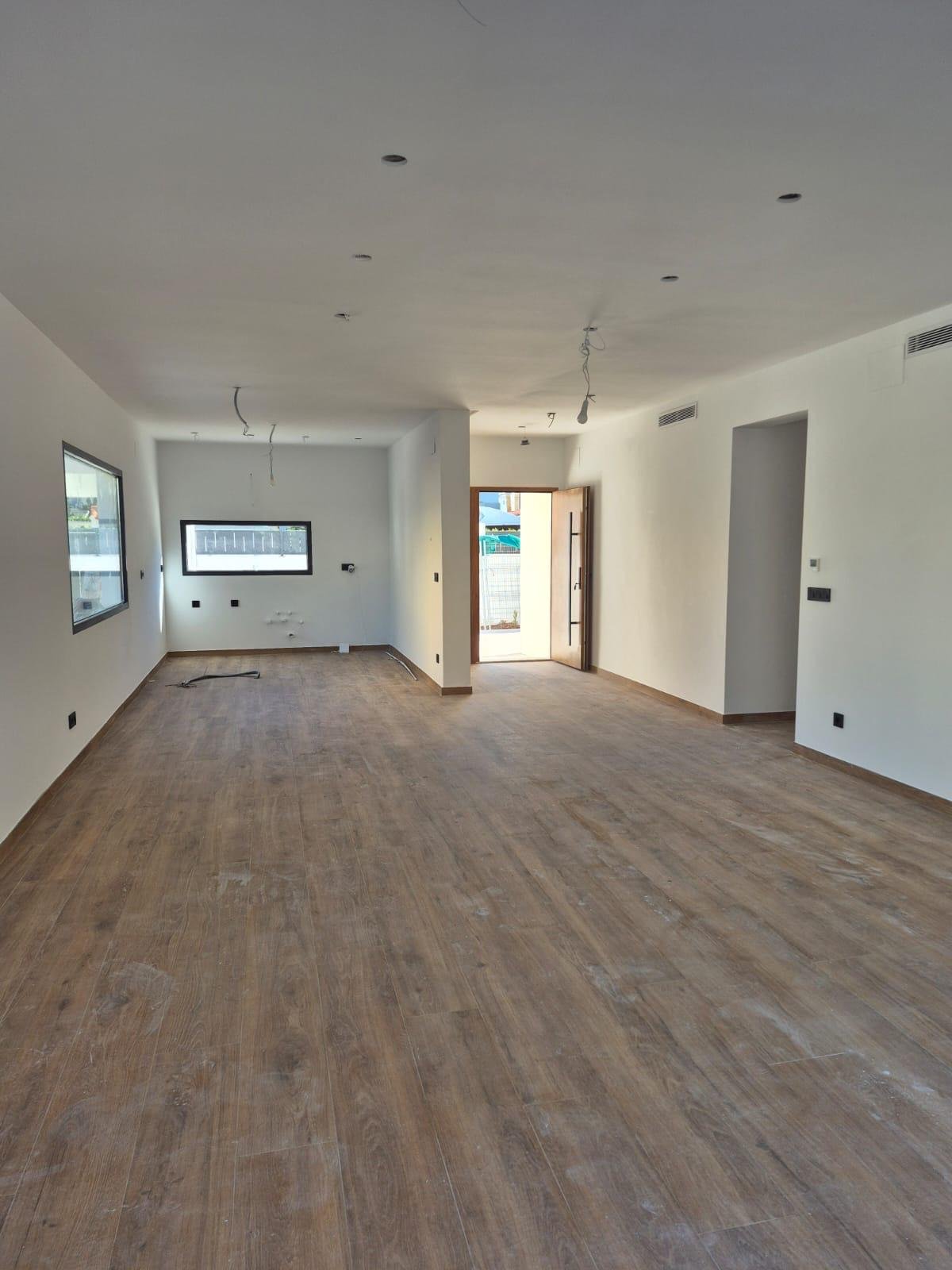 3 Bedroom 2 Bathroom Villa in Denia - Caza De Casa