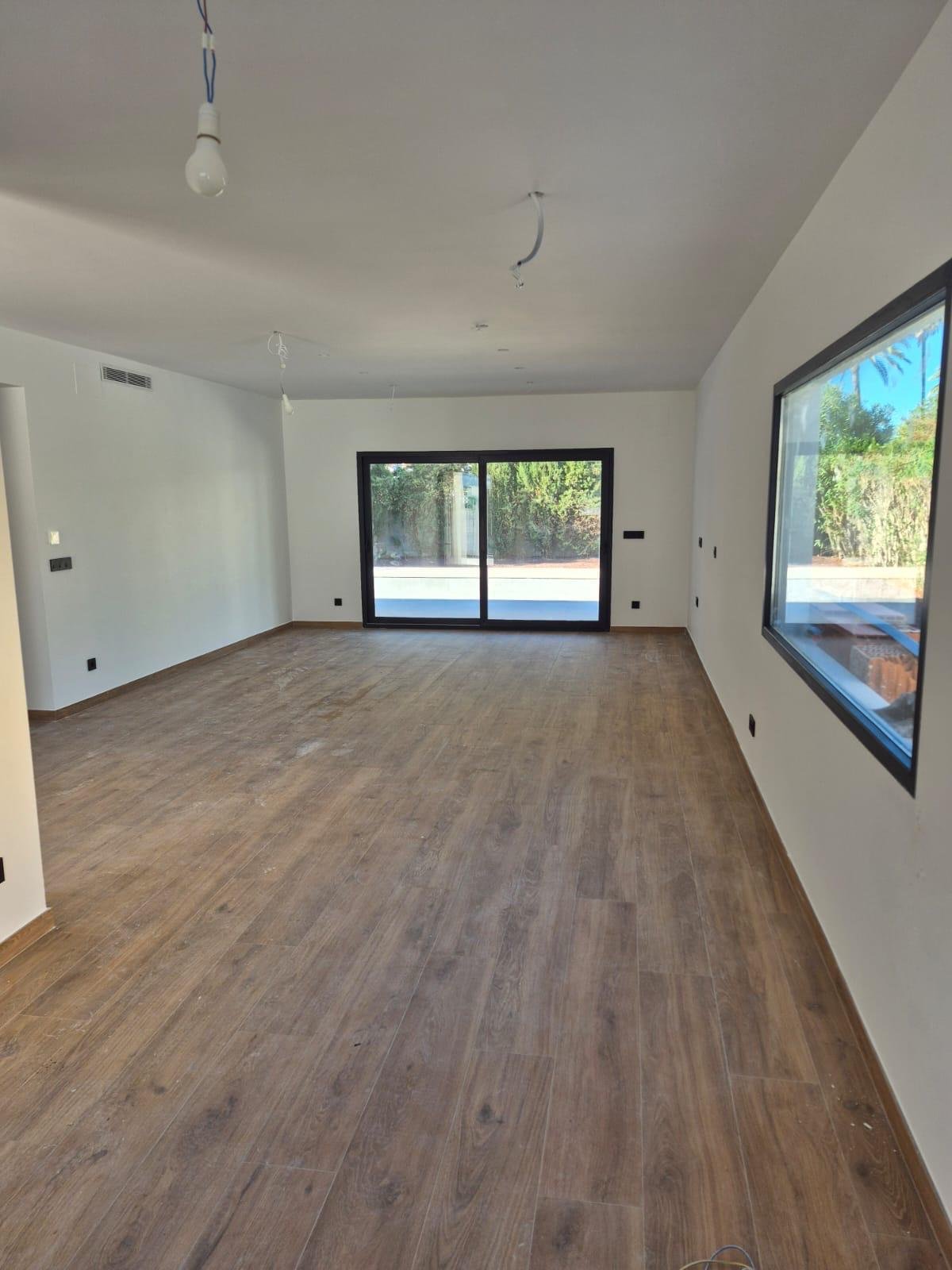 3 Bedroom 2 Bathroom Villa in Denia - Caza De Casa