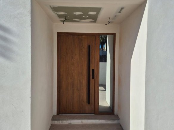 3 Bedroom 2 Bathroom Villa in Denia - Caza De Casa