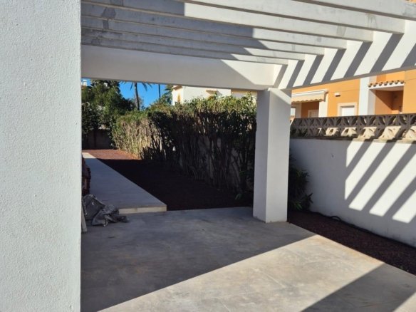 3 Bedroom 2 Bathroom Villa in Denia - Caza De Casa