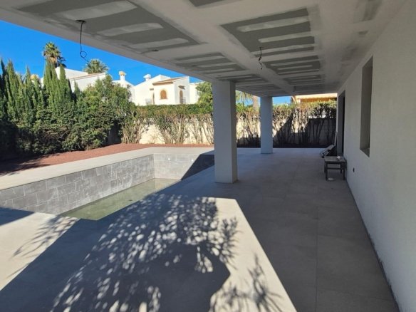 3 Bedroom 2 Bathroom Villa in Denia - Caza De Casa