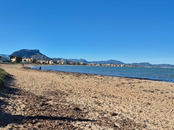 3 Bedroom 2 Bathroom Villa in Denia - Caza De Casa