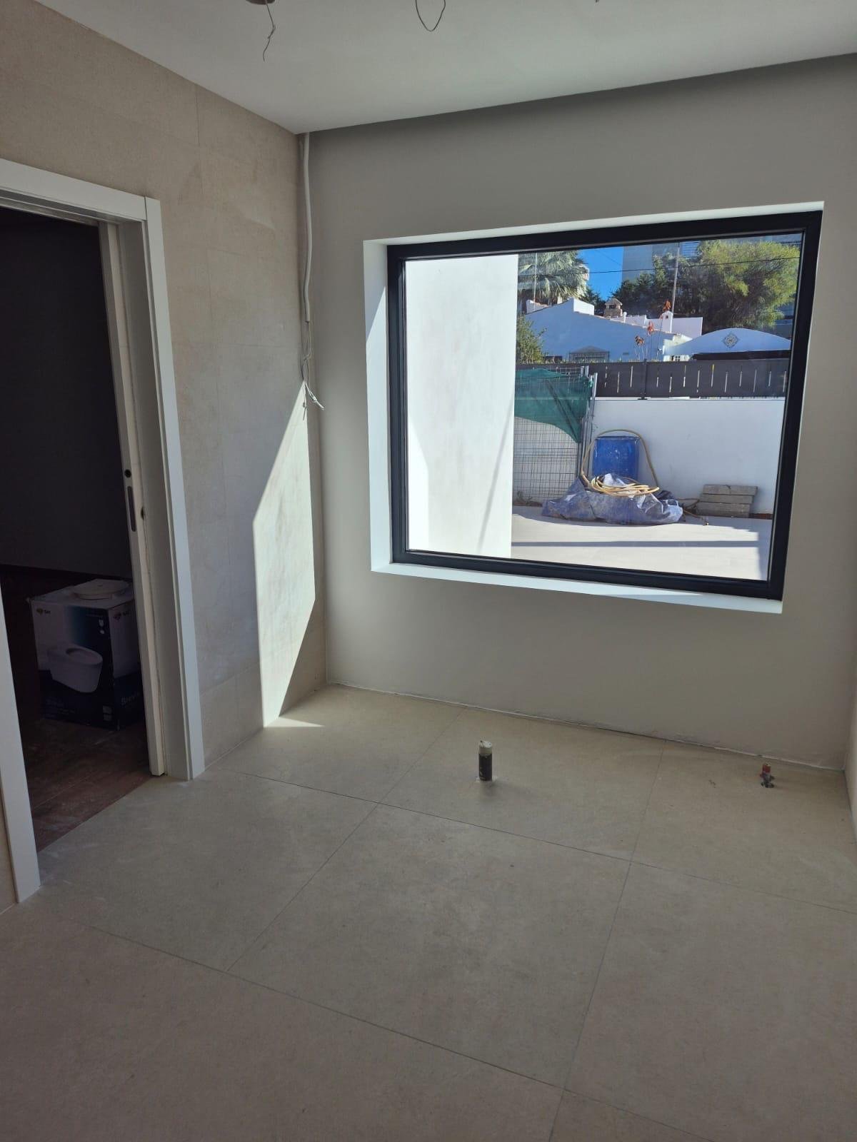 3 Bedroom 2 Bathroom Villa in Denia - Caza De Casa