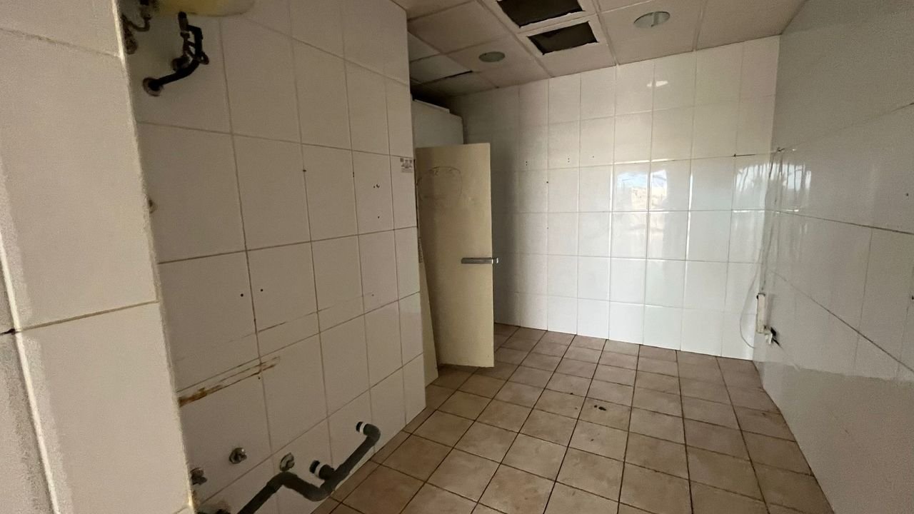 2 Bath Commercial in Ciudad Quesada - Caza De Casa