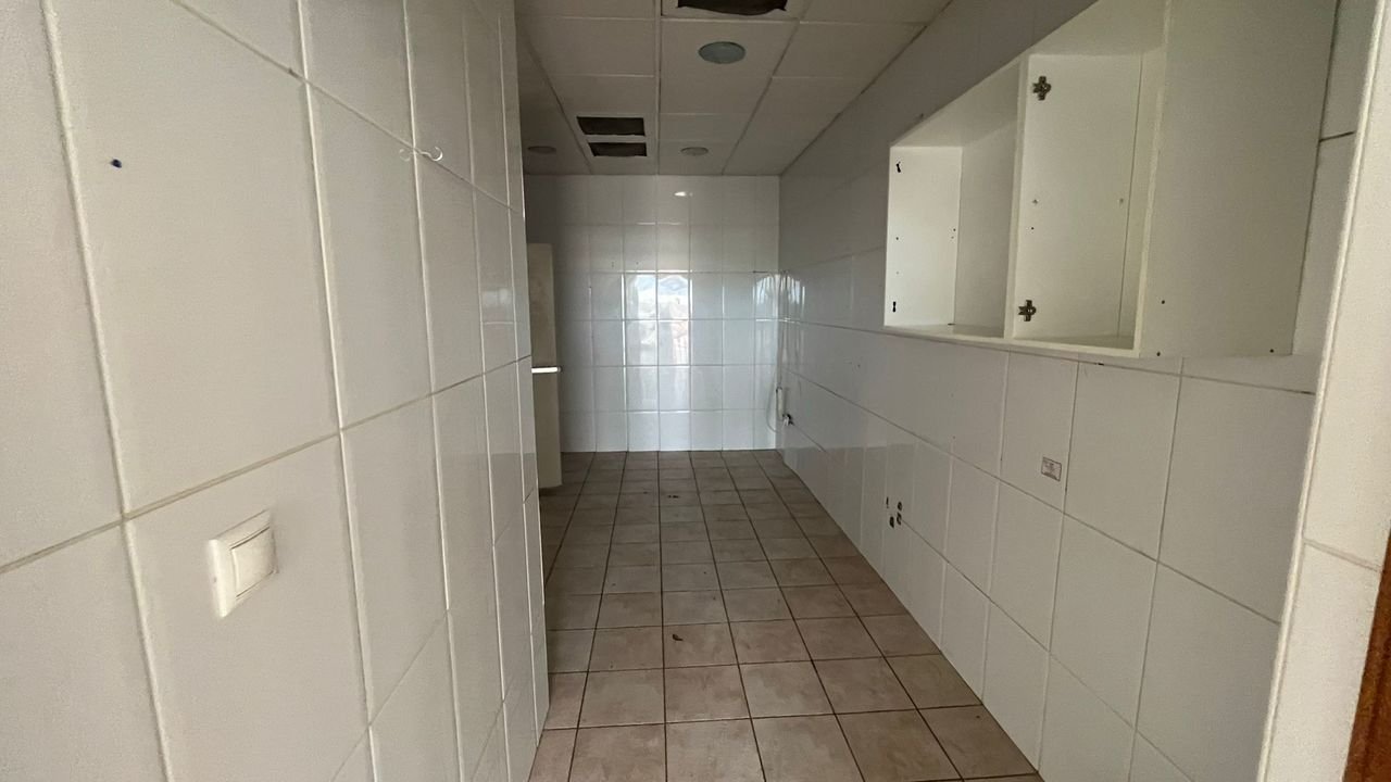 2 Bath Commercial in Ciudad Quesada - Caza De Casa