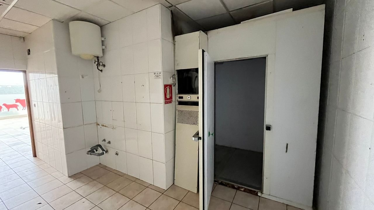 2 Bath Commercial in Ciudad Quesada - Caza De Casa