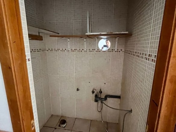 2 Bath Commercial in Ciudad Quesada - Caza De Casa