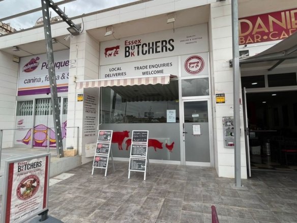 2 Bath Commercial in Ciudad Quesada - Caza De Casa
