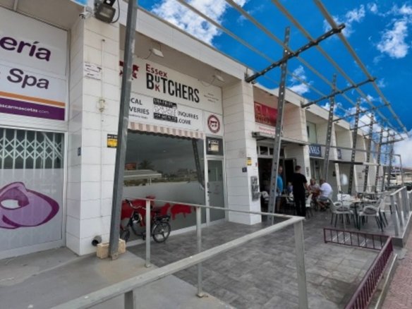 2 Bath Commercial in Ciudad Quesada - Caza De Casa